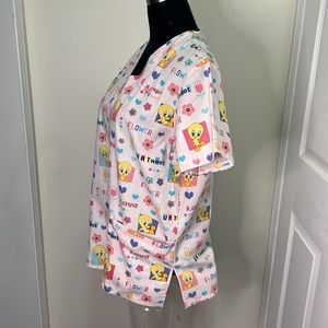 Baby Looney Tunes Comic Graphic Print Scrub Top Size Small